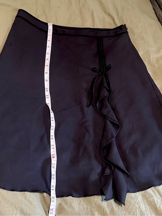 The Limited Dresses & Skirts - Vintage The Limited Black Skirt with Velvet and Ruffle Accents Size 6